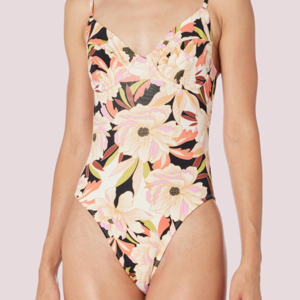 NWT Billabong Women's‎ Standard Dream State Morgan One Piece - Small